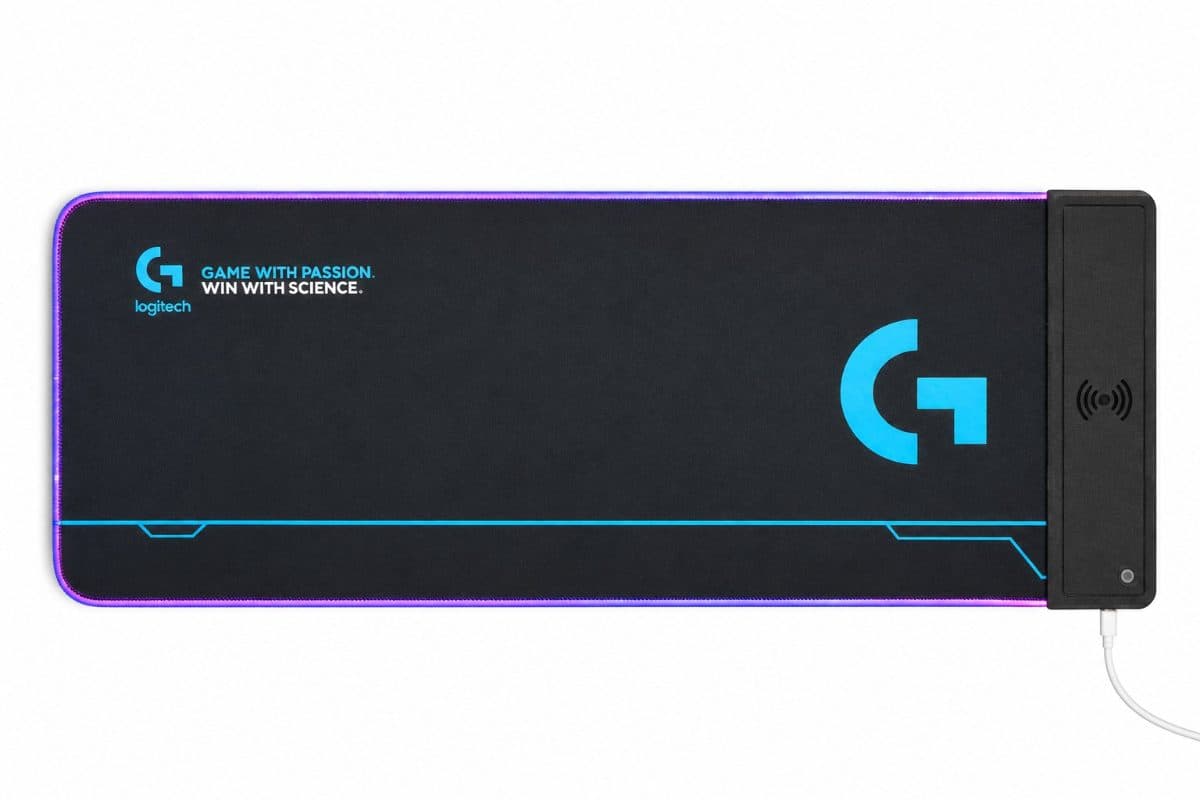 🎮 RGB GAMING MOUSEPAD WITH WIRELESS CHARGING